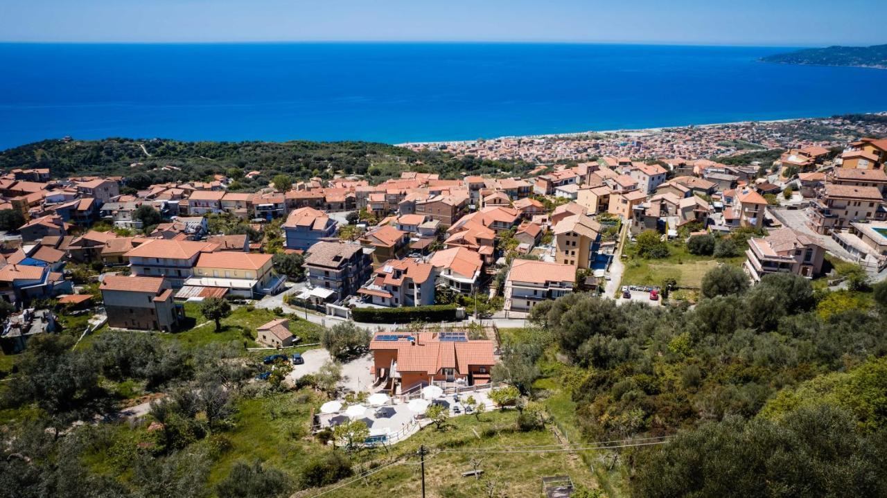 Villa Santa Sofia Асчеа Екстериор снимка