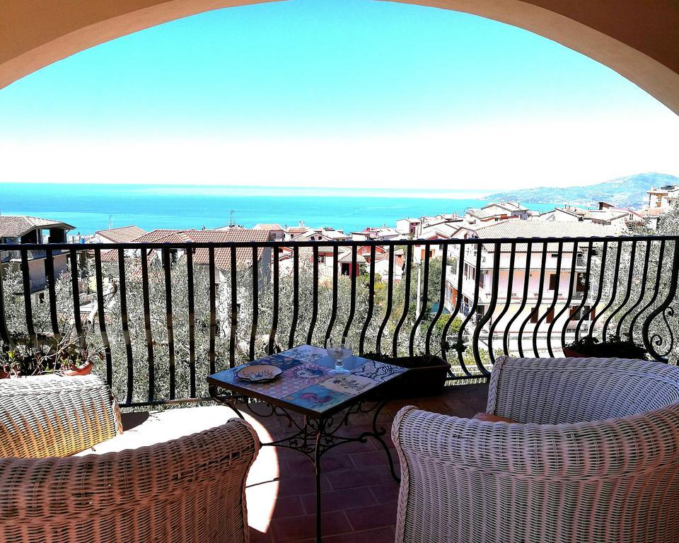 Villa Santa Sofia Асчеа Екстериор снимка