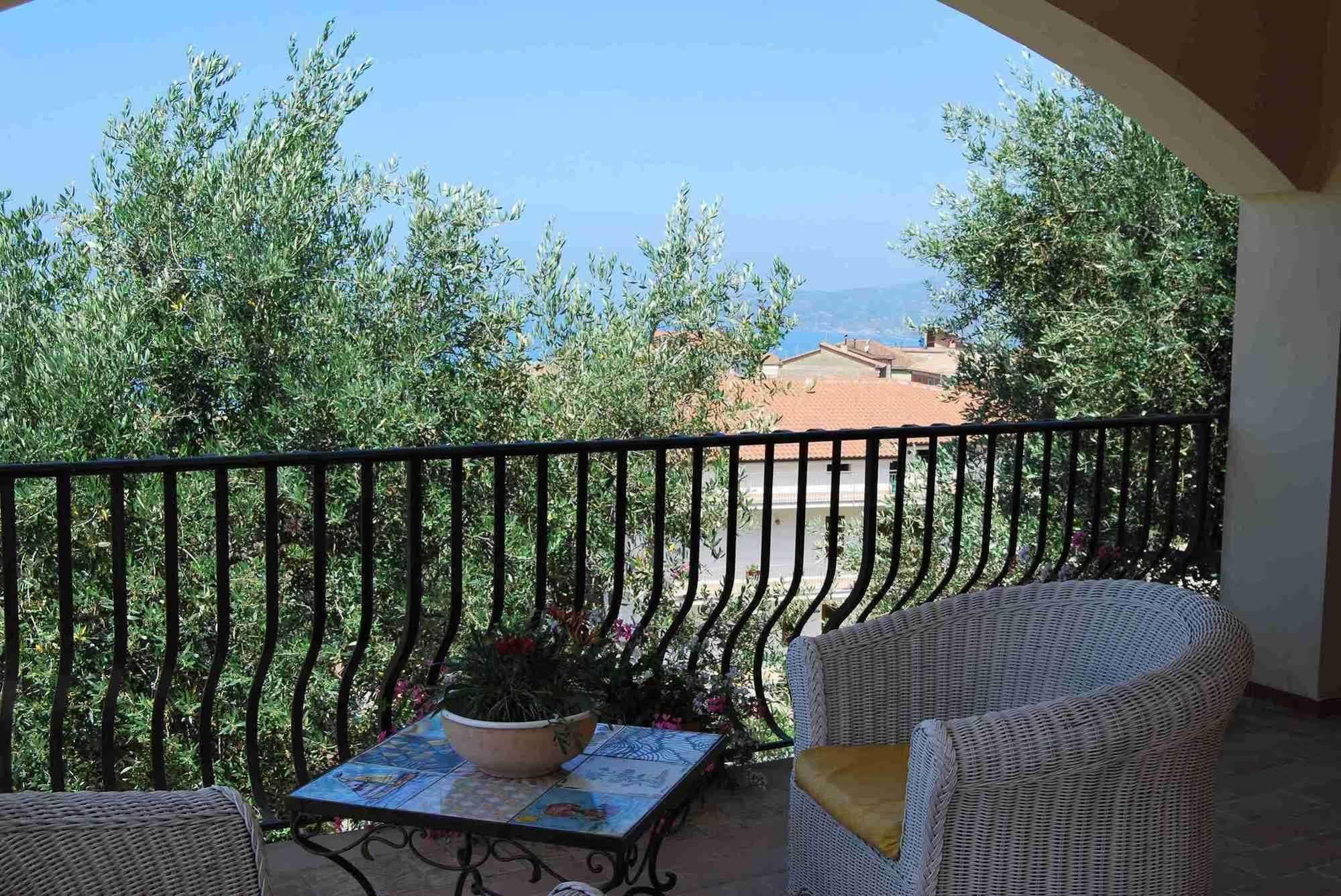 Villa Santa Sofia Асчеа Екстериор снимка